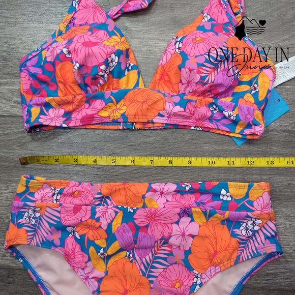 Cupshe Ruffle Shoulder Bikini Swimsuit Size S - Picture 5 of 7